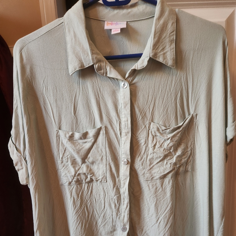 LuLaRoe Sage Button-Down Shirt